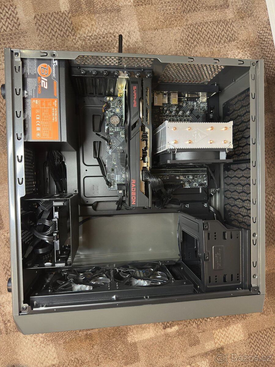 Herní PC Intel Core I3 - 12100f + Sapphire Pulse RX6600 - 7