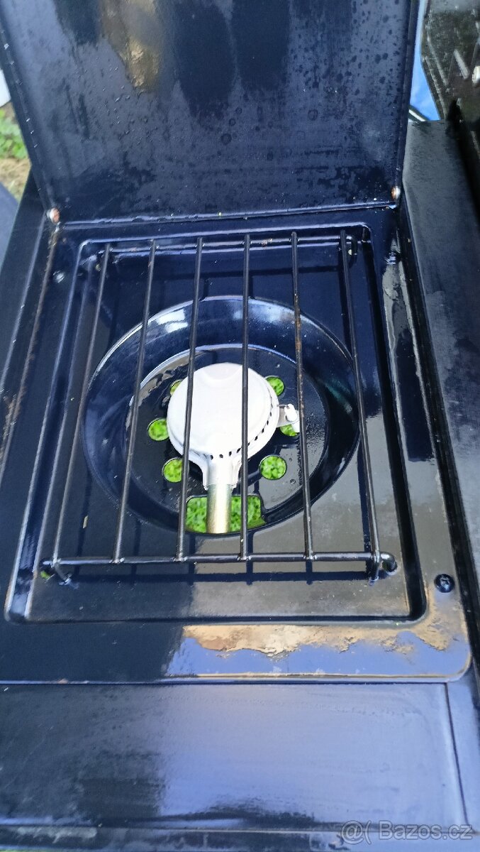 Plynový gril tři hořáky - 7