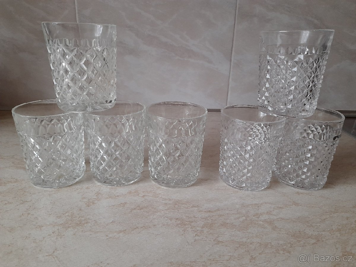 Porcelánový hrnek.Hrnek krteček.Skleničky.Růžový porcelán. - 7