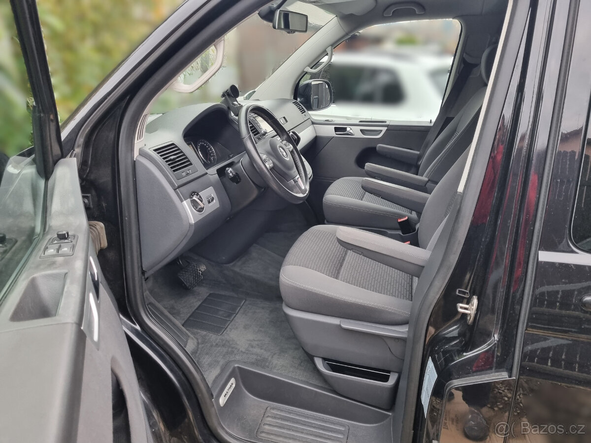 VW Multivan 2.0TDi 103kW DSG 7 míst - 7