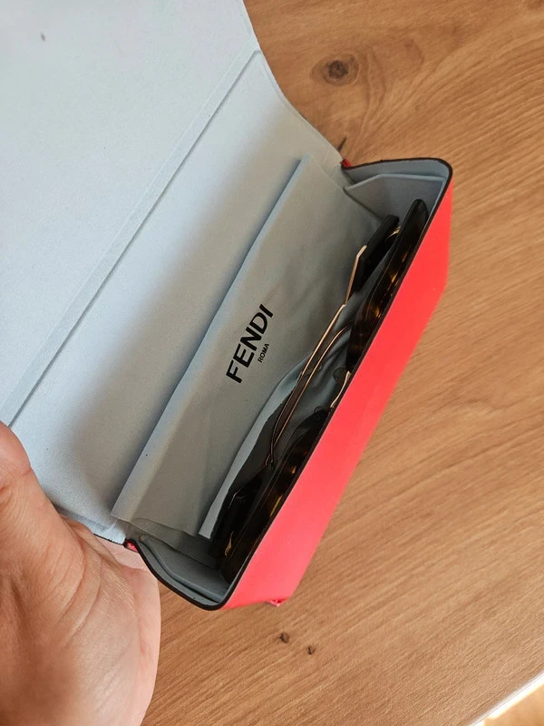 Sluneční brýle Fendi - 7