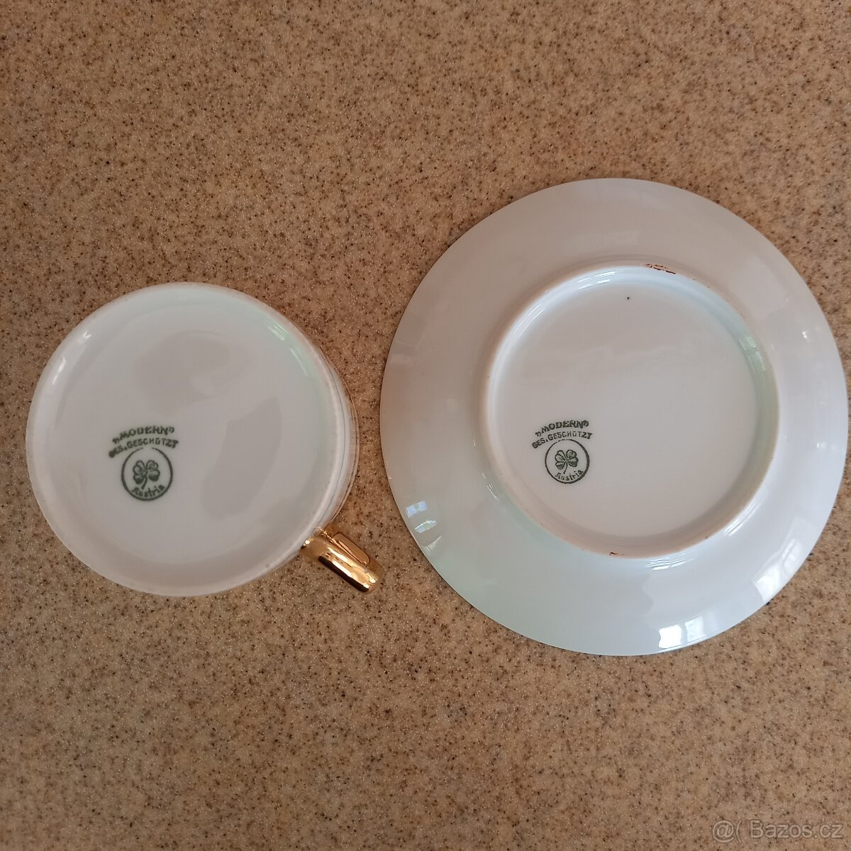 Sada 4ks hrníčků s podšálky - 7