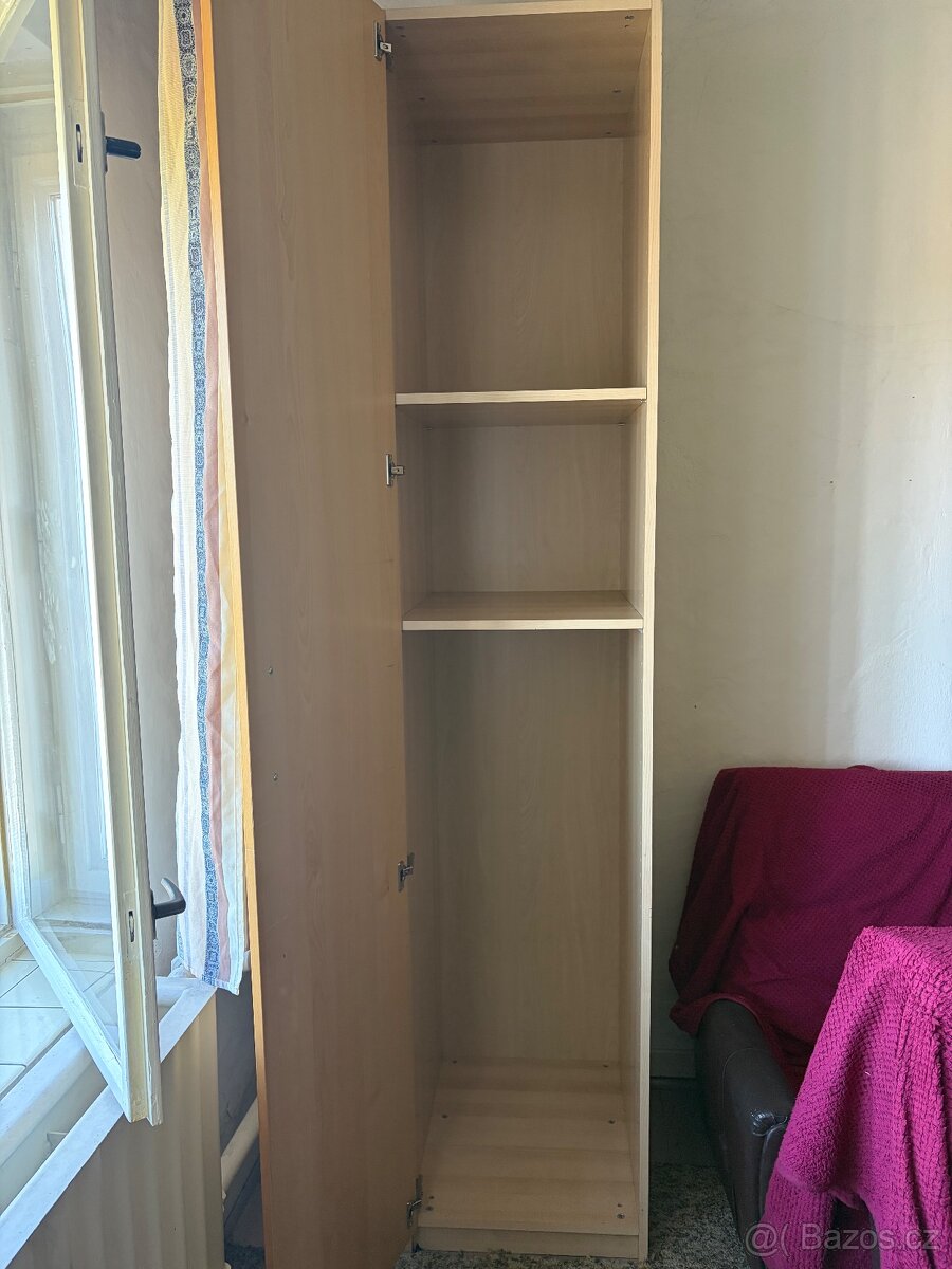 Šatní skříň Ikea - 7