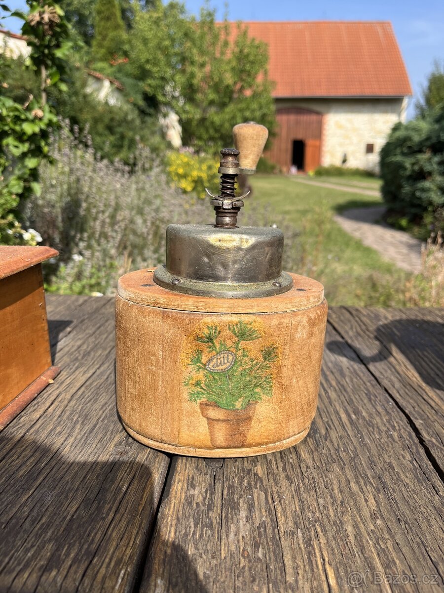 Mlýnky na kávu - 7