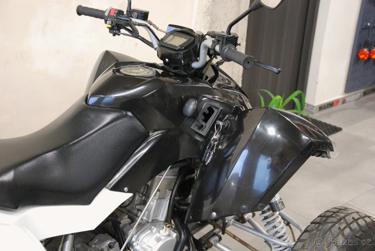 Access Tomahawk 300 - hezký stav, dvě sady kol - 7