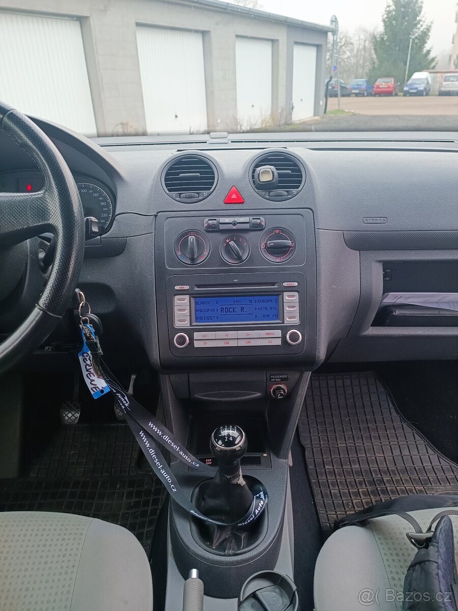 VW Caddy Life 1.9 TDI 77kW 7 míst - 7