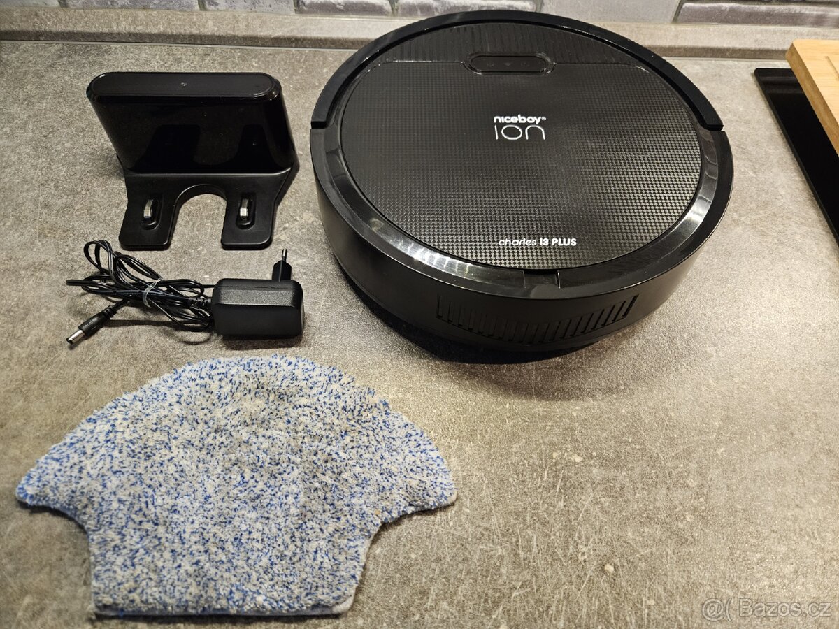 Vysavač Niceboy Charles i3 - 7