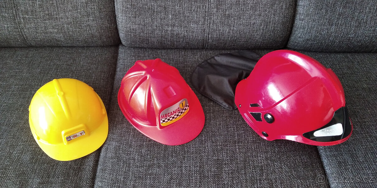 hasiči, přilby, kytara, mlýnek - 7