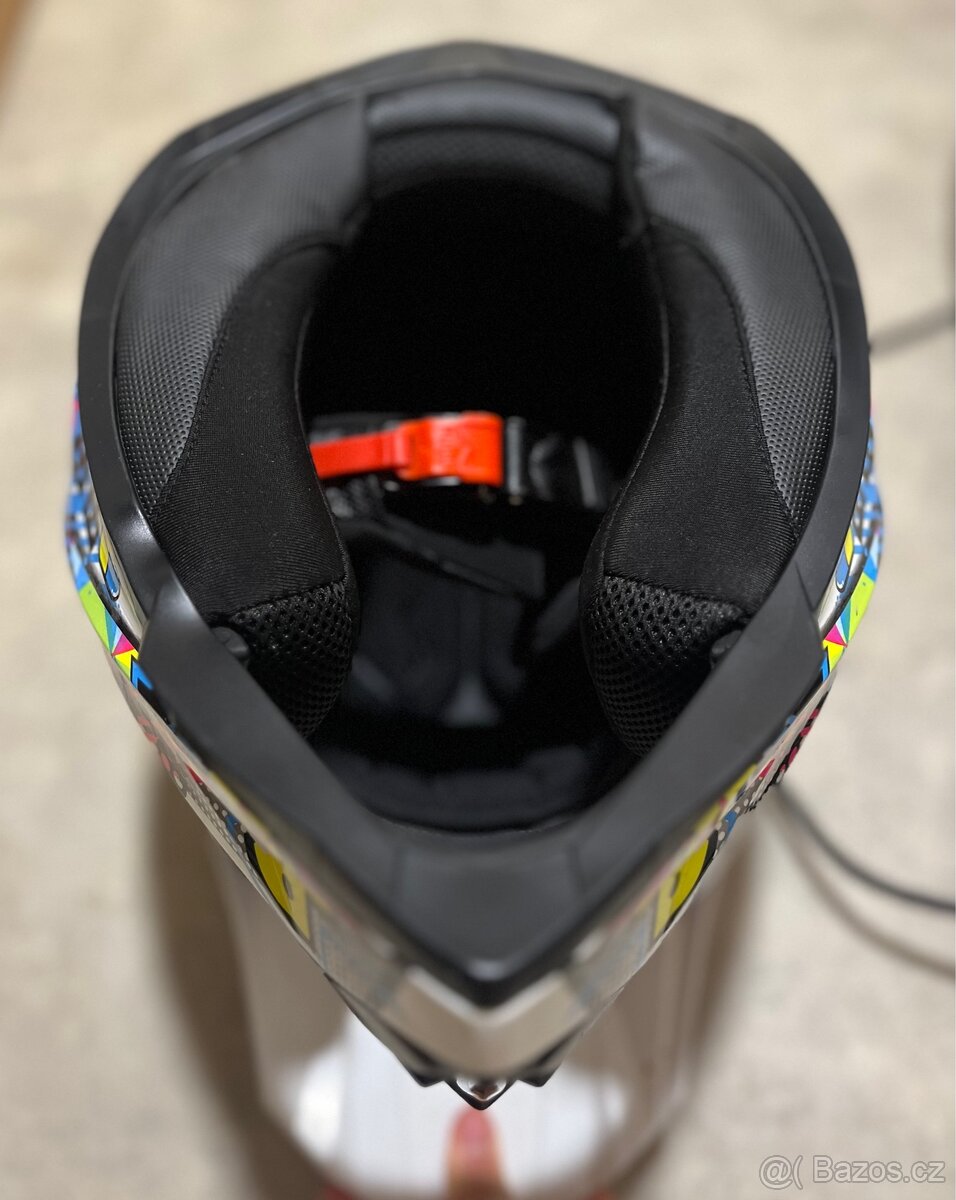 Hecht-Enduro helma - 7