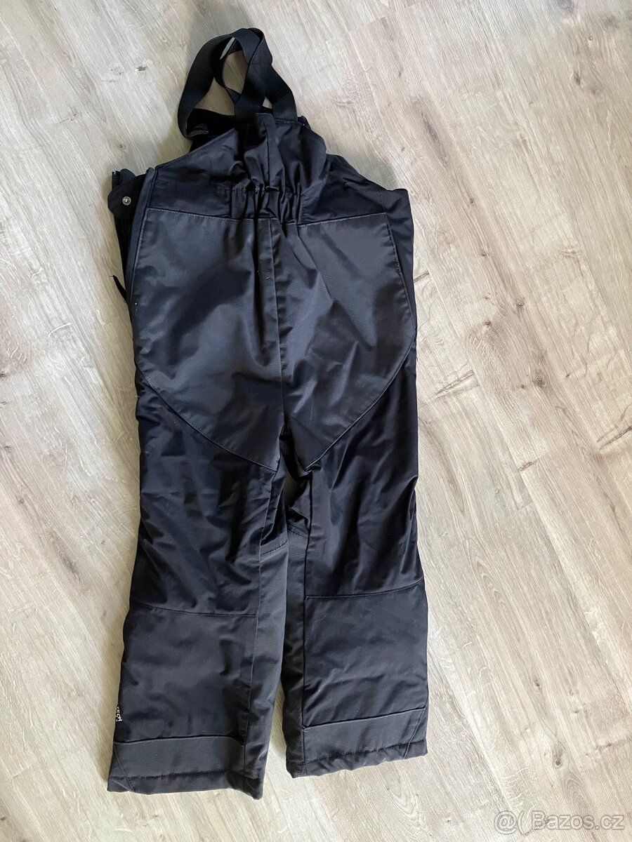 Lyžařský komplet Helly Hansen vel. 104 - 7