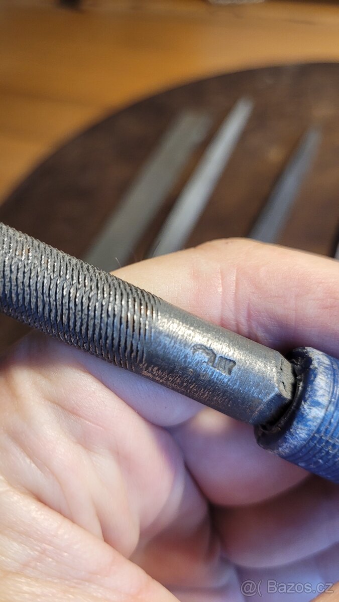 Sada pilníků #2 - 7