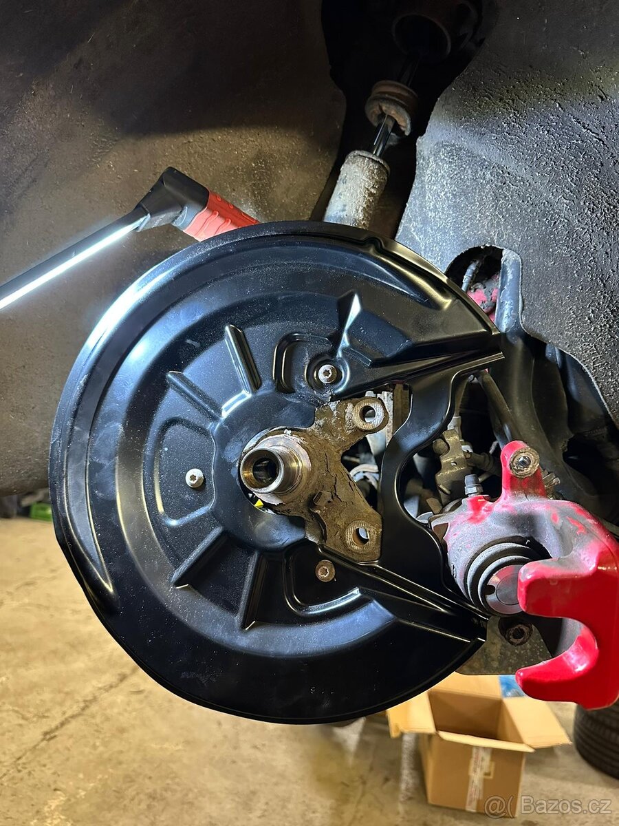 Prodám W Golf5 GTI 2 L, 147 kW, - 7