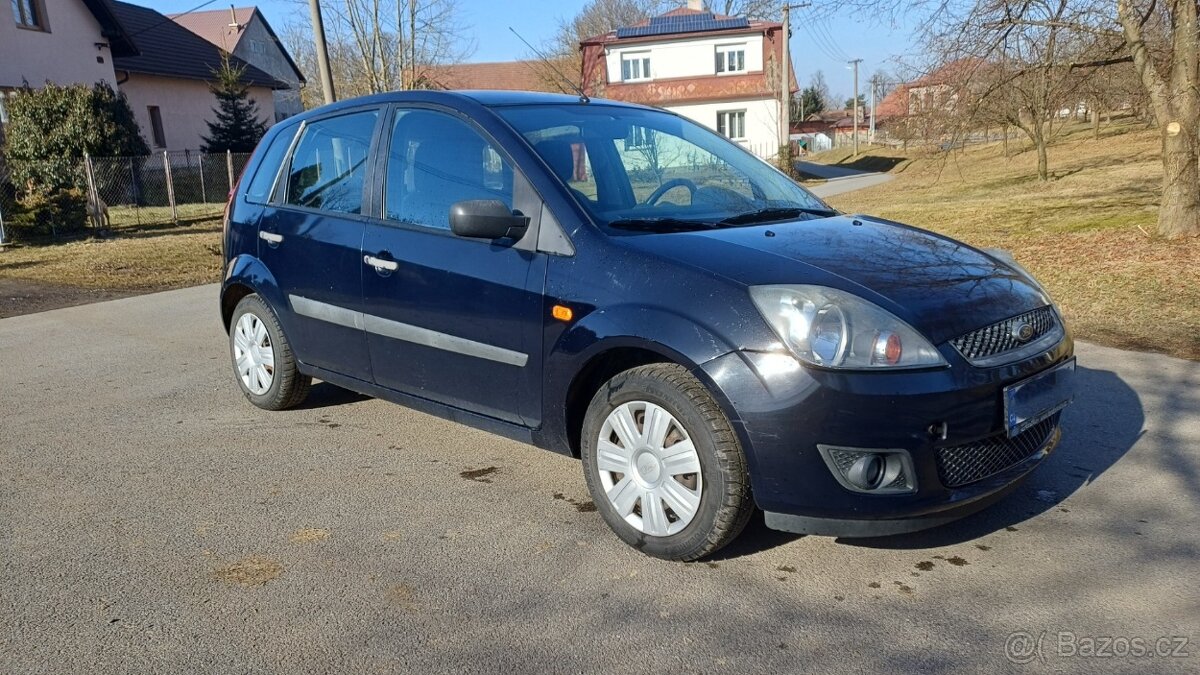 Ford Fiesta, 1.3 i - TOP stav - 7