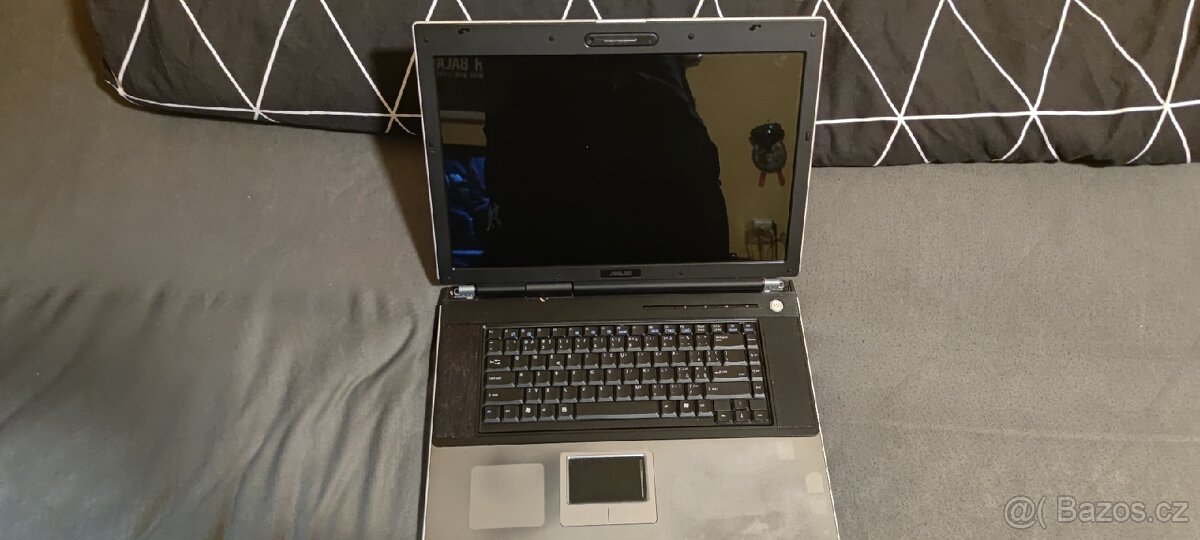 Notebook Asus A7J - 7