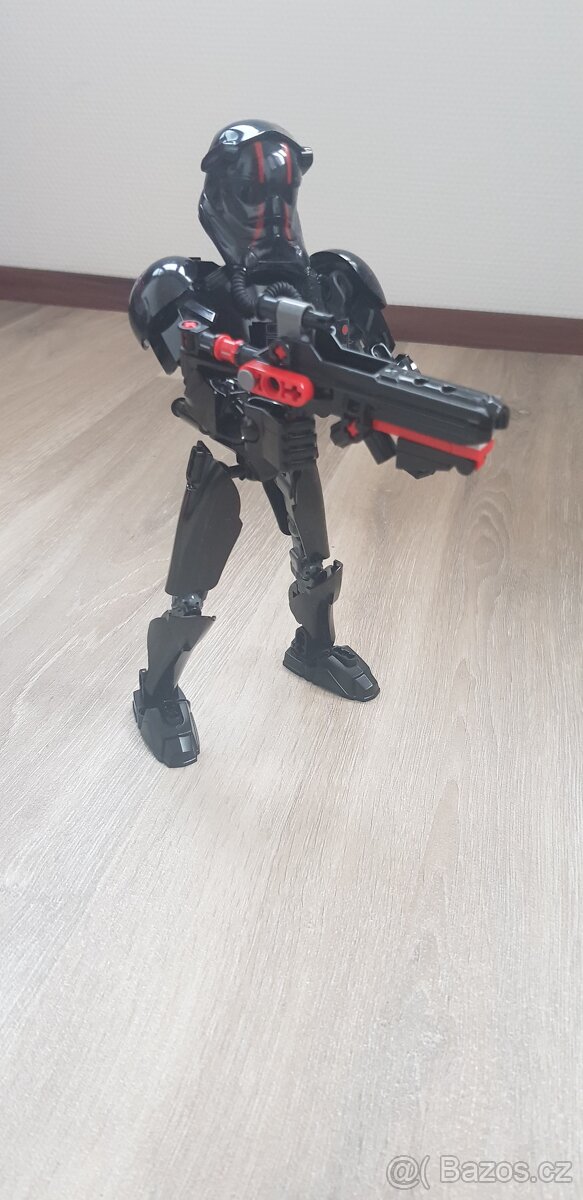 Lego star wars akcni figurky Range Trooper, 7778 Falcon - 7