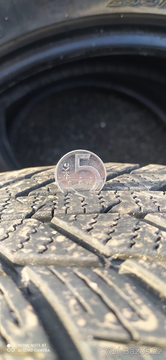 Celoroční pneu 235/60 R18 - 7