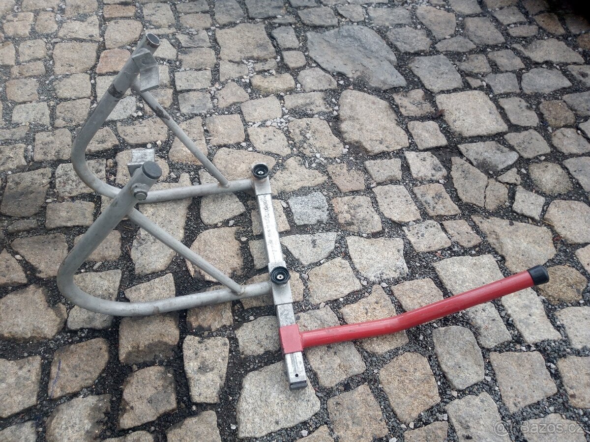 Dominátor stojan řiditka - 7