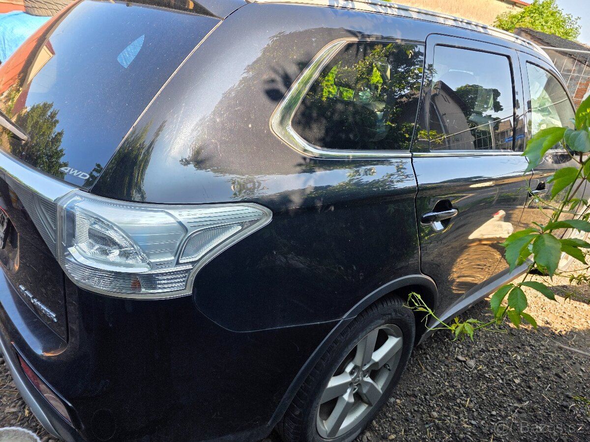 MITSHUBISHI OUTLANDER 3 2.2 DI-D 4N14 2015 - 7