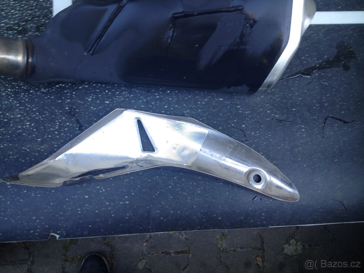 Originální výfuk Kawasaki Z900 - 7