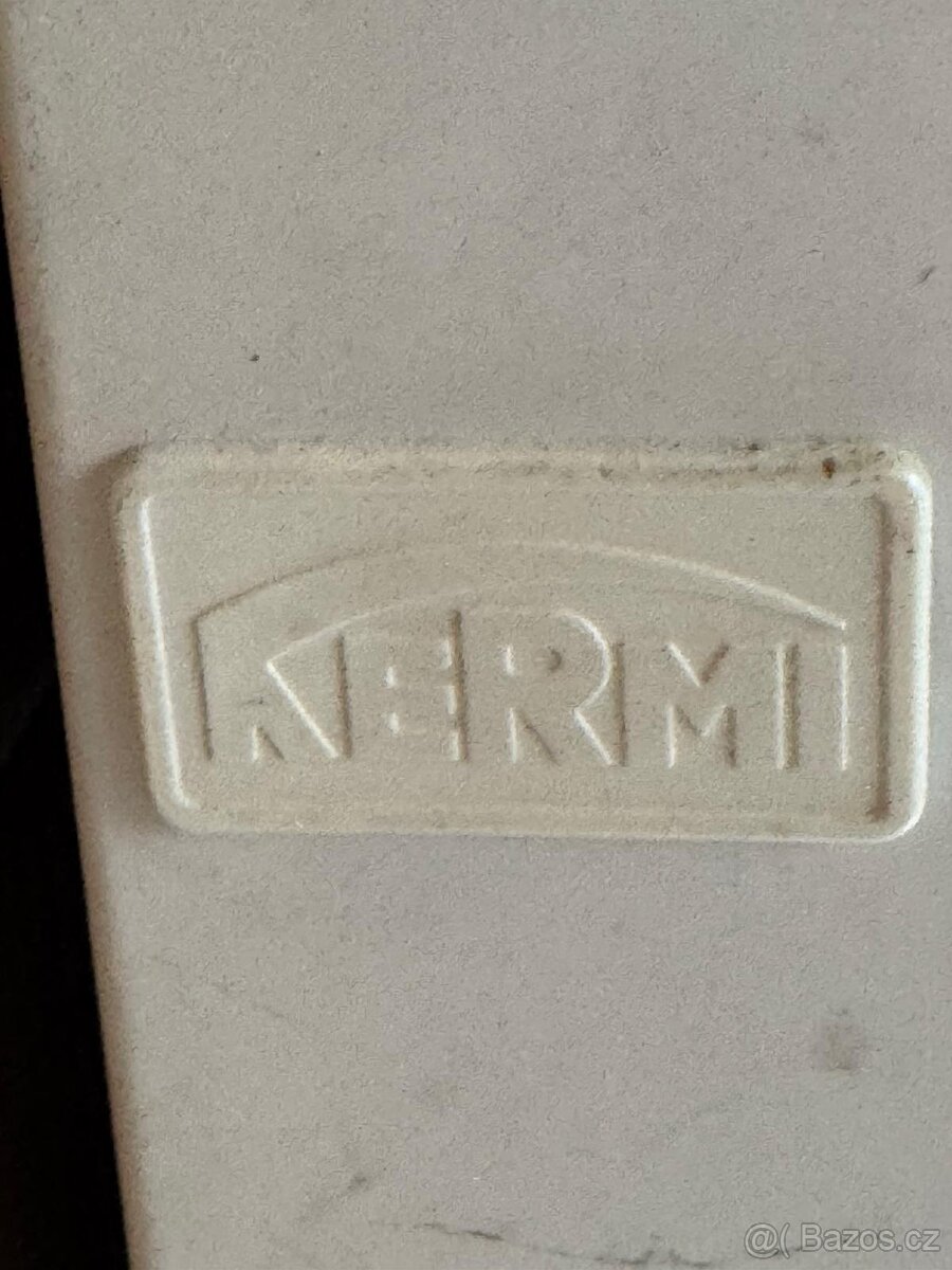 DESKOVÝ RADIÁTOR KERMI - 7