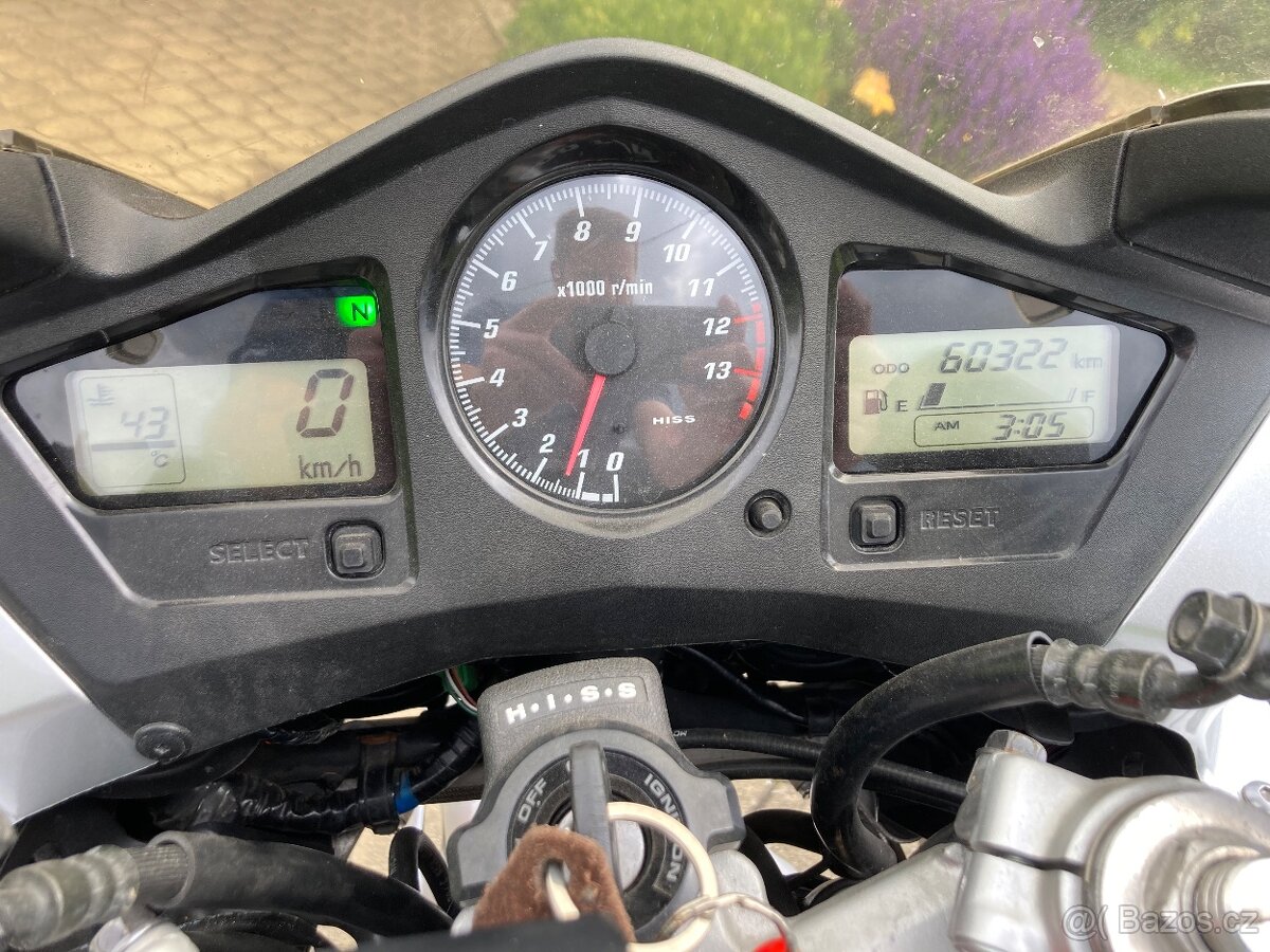 Honda VFR 800 Vteč - 7