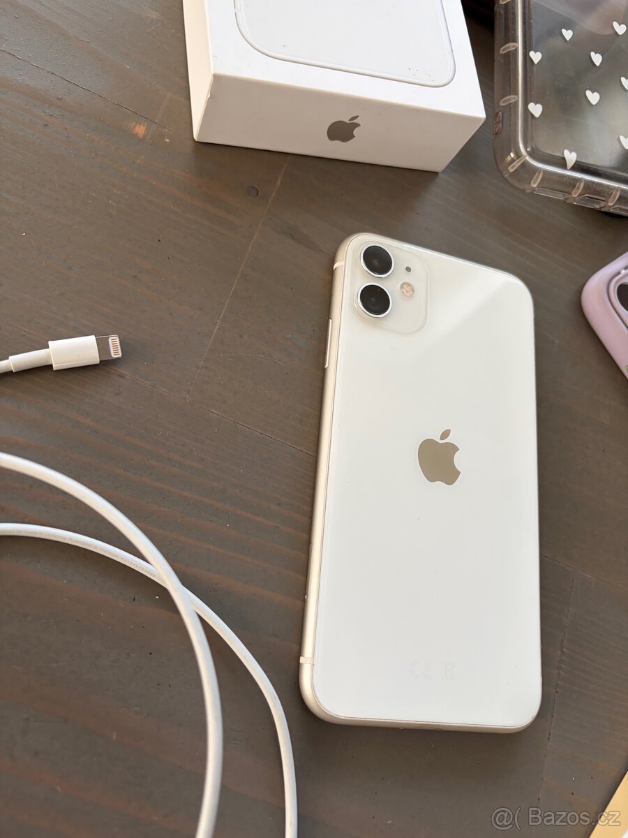 Iphone 11 128GB bílý - 7