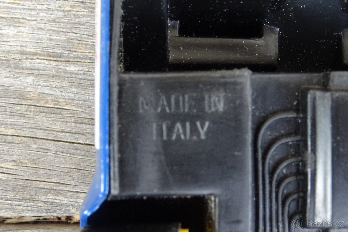 Lamborghini COUNTACH - 7