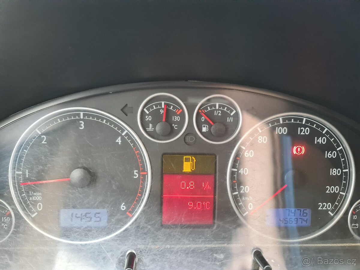 VW T5 MULTIVAN 4x4, 2,5 128kW PRODÁM - 7