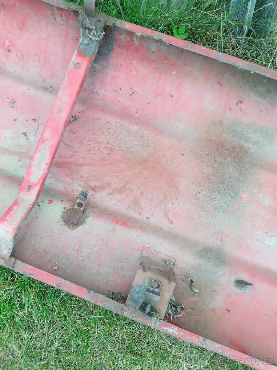 Predni plechy zetor - 7