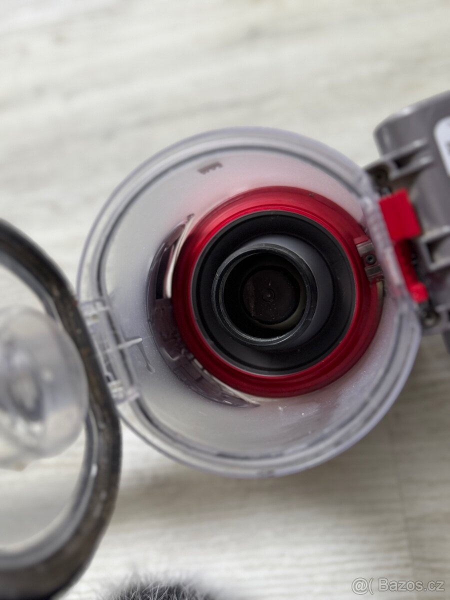 Dyson SV25 – kompletní sada + nabíječka - 7