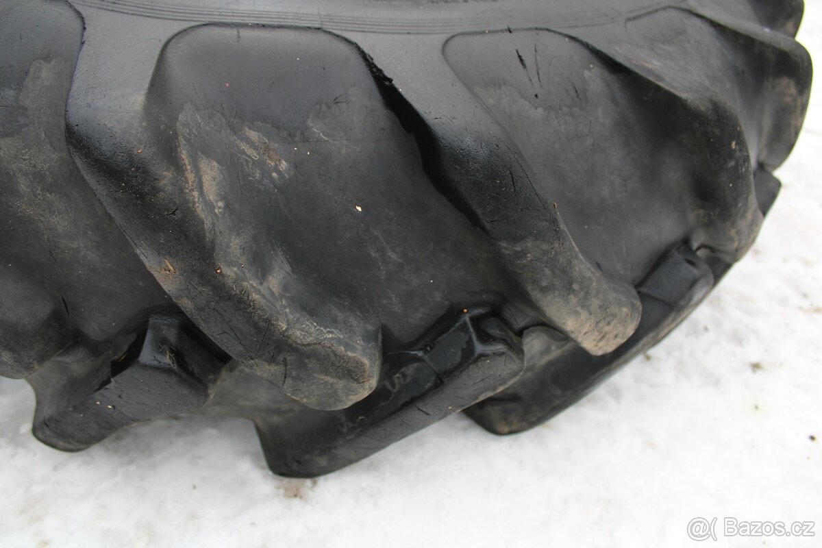 Zetor 8145 přední kola mitas 12,4-24 12pláten nové pneu - 7