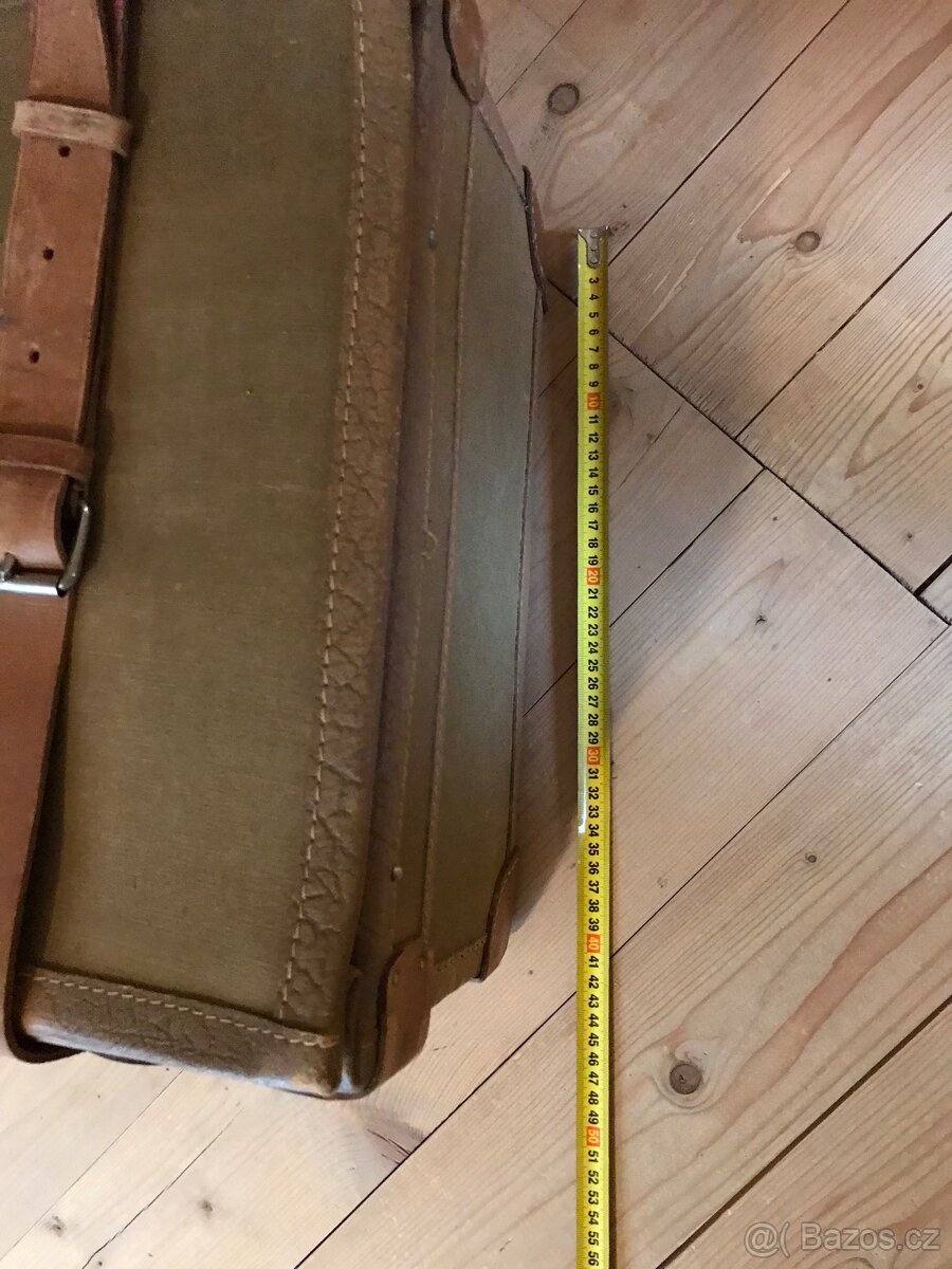 starý vojenský kufr, kožené popruhy - 7