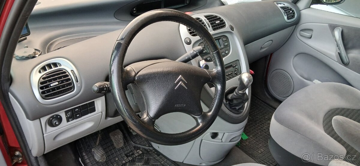 Prodám Citroen xsara picasso 1,6l r.v.2007 - 7