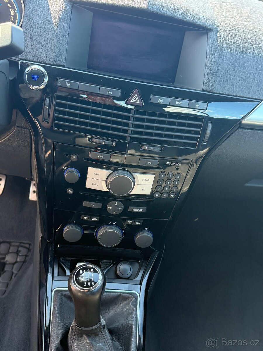 Opel Astra Twintop - 7