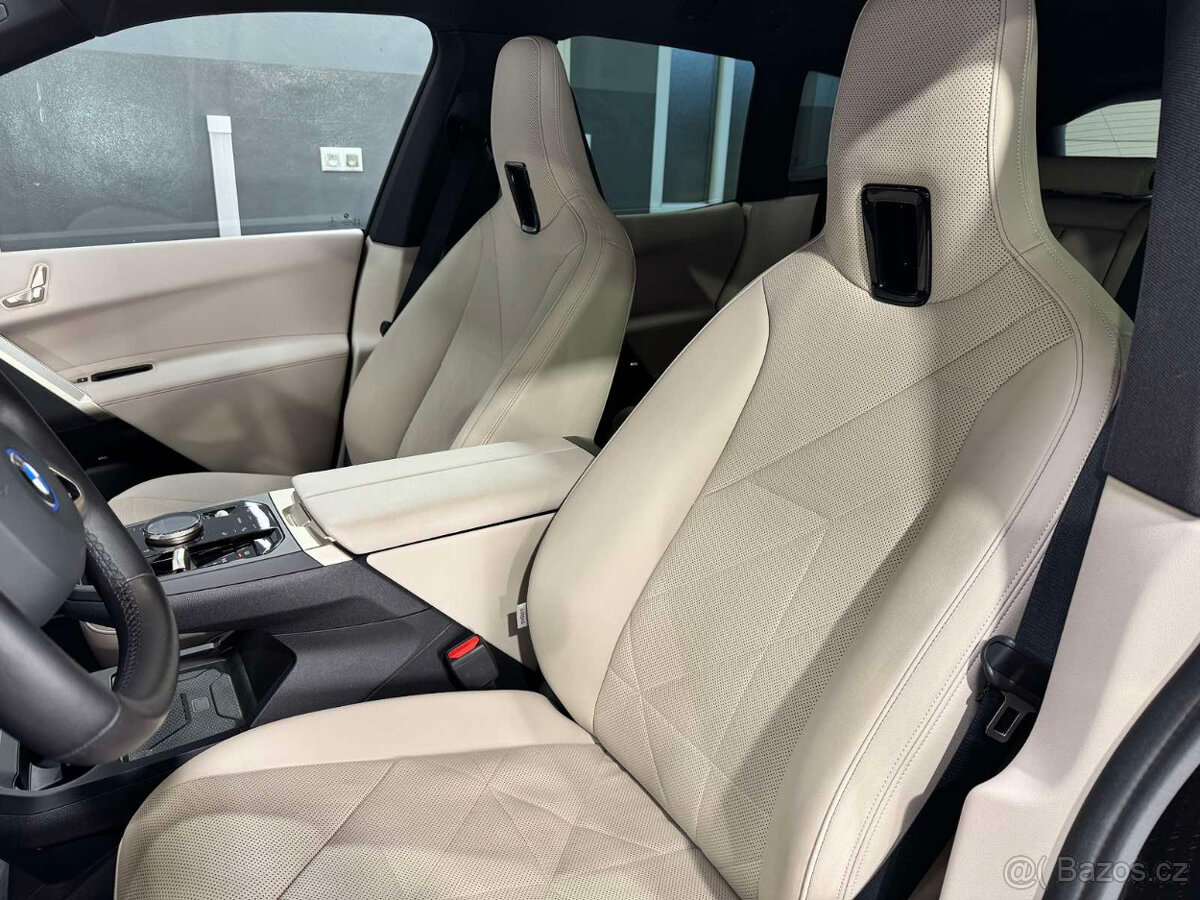 BMW iX Xdrive 40 SPORT - 7