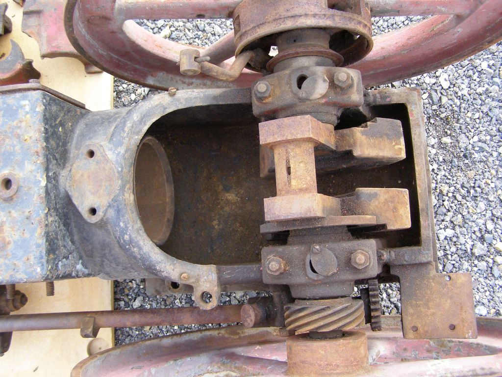 Prodám stabilní motor Benz 4-5 HP - 7