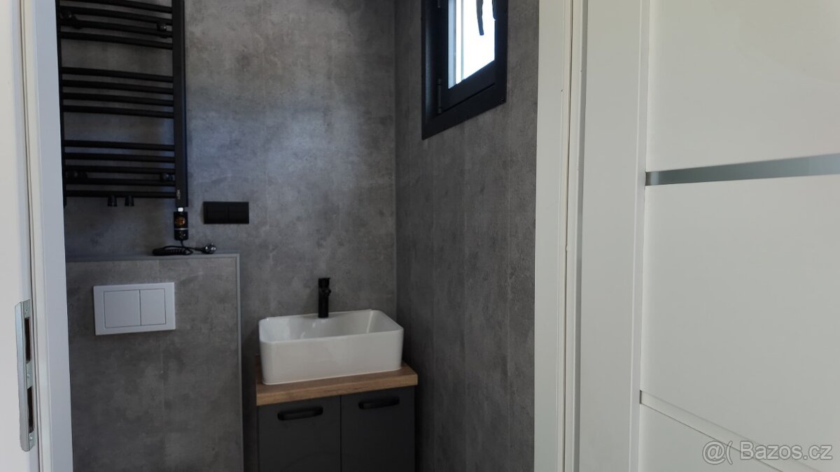 tiny house, kontejner 9×3 m – kancelář, obchod, bydlení - 7