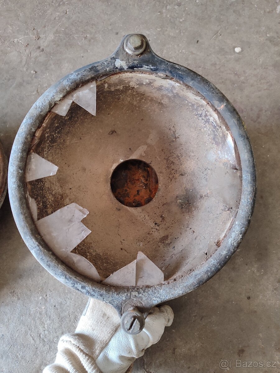 3x světla Bosch - 7