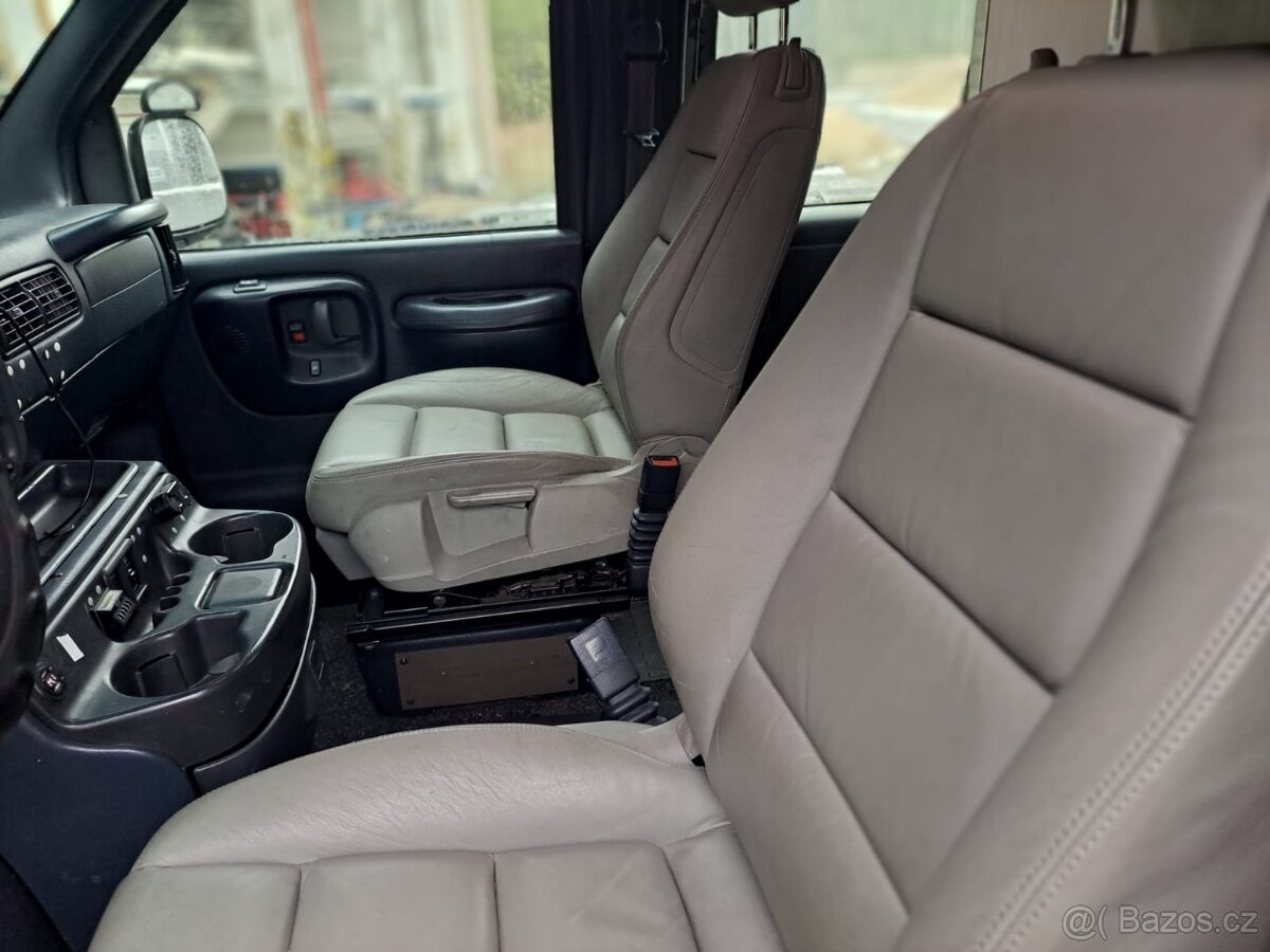 Chevrolet Express 2500 - 7