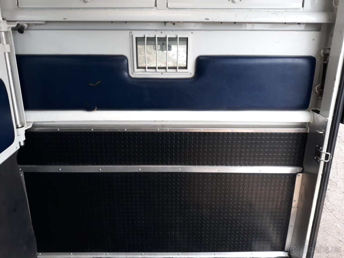 Opravy, servis přívěsů a autopřepravníků - 7