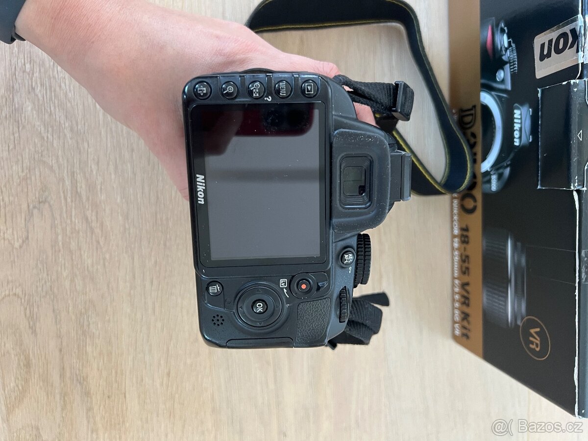 Nikon D3100 - 7