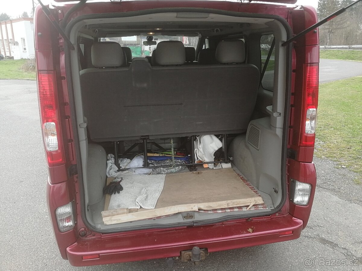 Renault Trafic Pasanger - 7