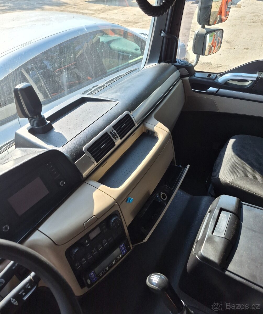 MAN tgl 10.220 carrier Mrazák izoterm - 7