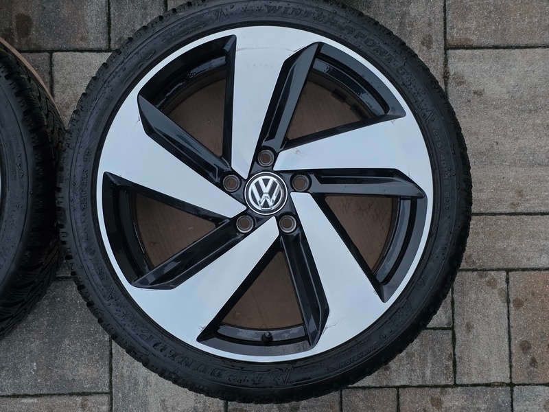 zimní originál VW Golf GTI Milton Keynes 18" 5x112 s pneu - 7