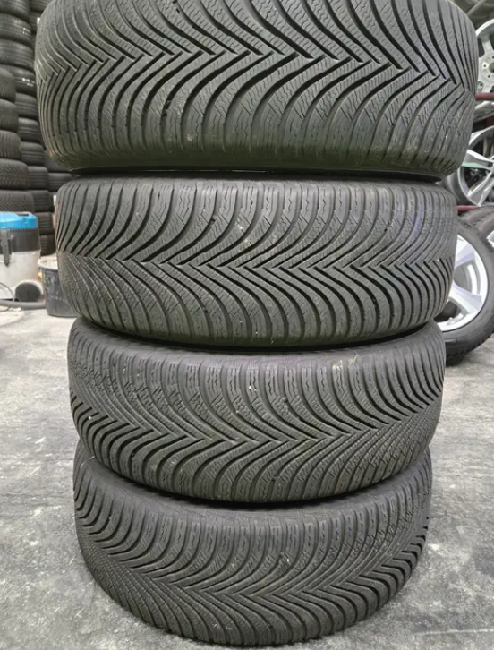 17 AUDI A4 A6 ET28 6.5J 5X112 MICHELIN 225/55 R17 - 7