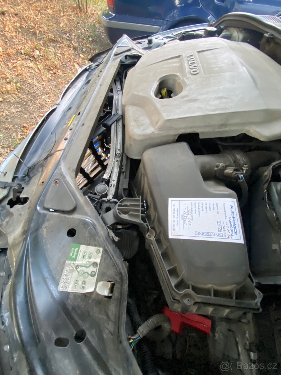Havarované Volvo V70 - 7