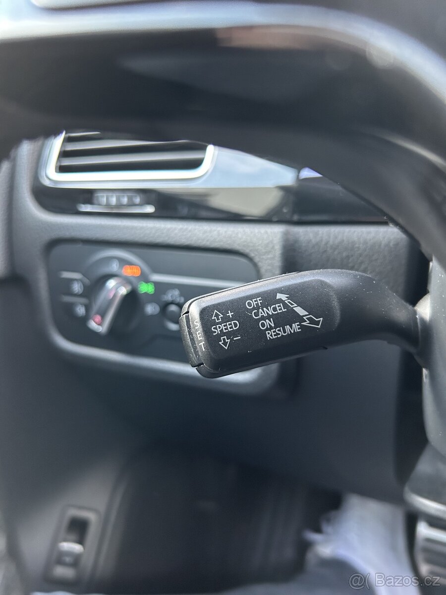 VW Touareg 3.0TDI 245k, serviska, tažné - 7