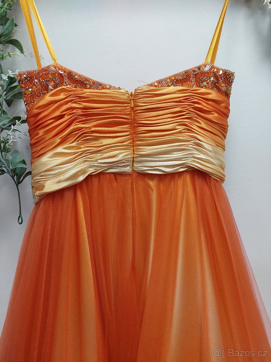 Oranžové dlouhé šaty - 7