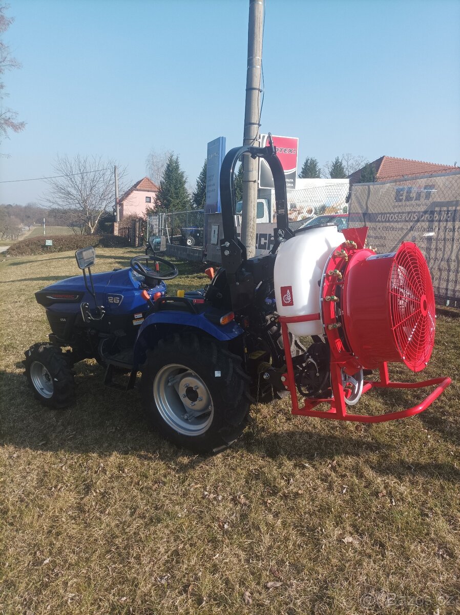 Malotraktor Farmtrac 26 4WD - 7