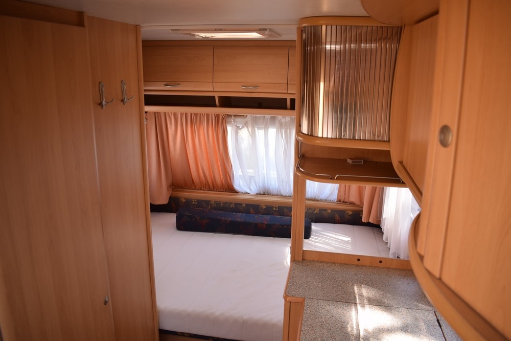 Dethleffs Camper 430 1999 - pojezd, solár, předstan - 7